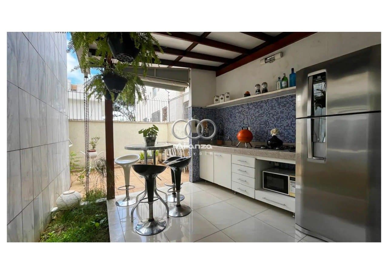 Imagem da propriedade 7400 28