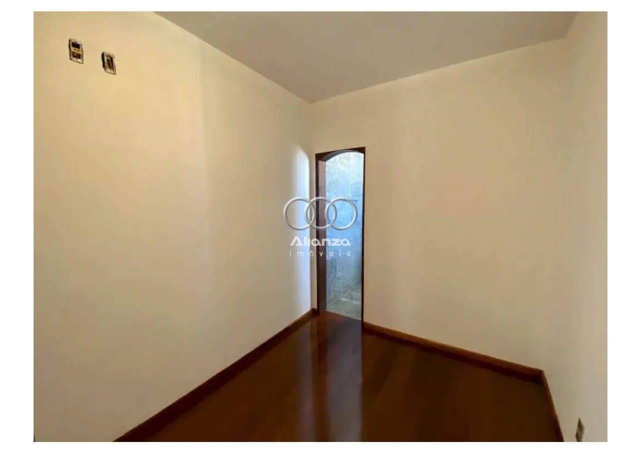 Imagem da propriedade 7402 17
